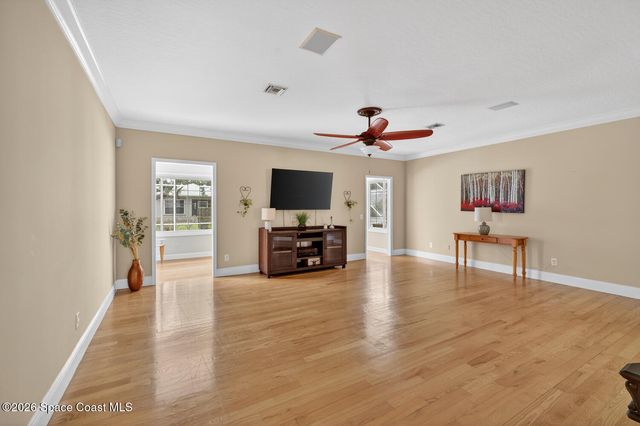 137 38th Court, Vero Beach, FL 32968