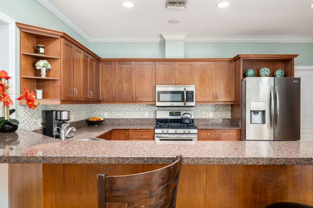 137 38th Court, Vero Beach, FL 32968