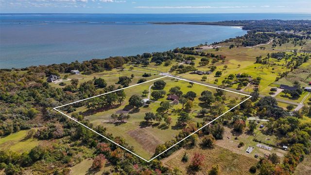 5001 Kendall Road, Baytown, TX 77523