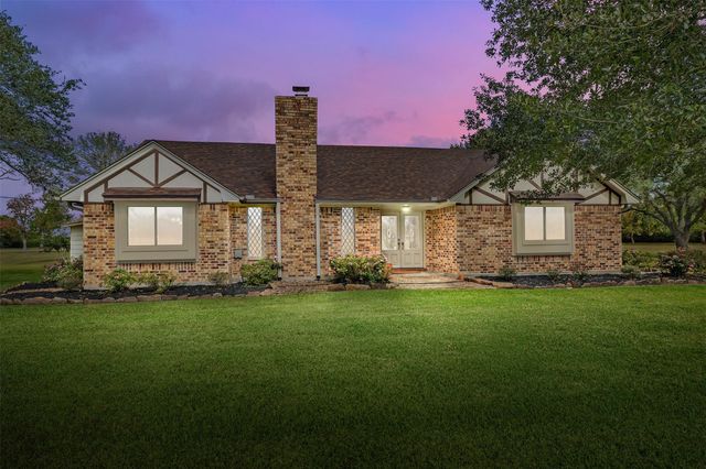 5001 Kendall Road, Baytown, TX 77523