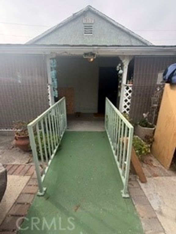 12318 211th, Hawaiian Gardens, CA 90716 — photo 2