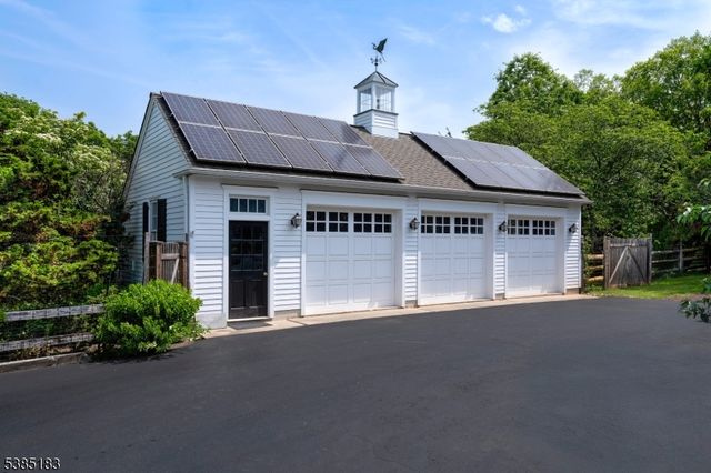 122 Bedens Brook Rd, Montgomery Twp., NJ 08558