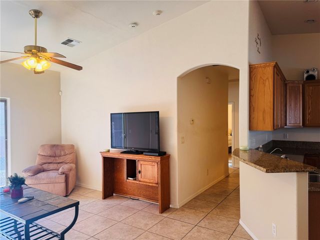 1913 Colorado Boulevard, Bullhead City, AZ 86442