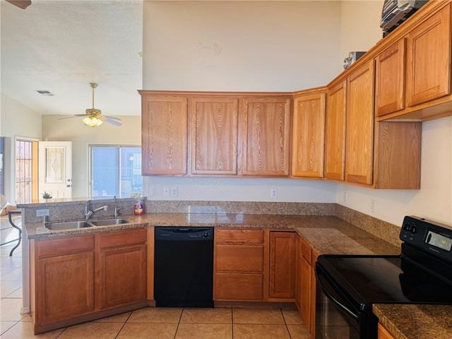 1913 Colorado Boulevard, Bullhead City, AZ 86442