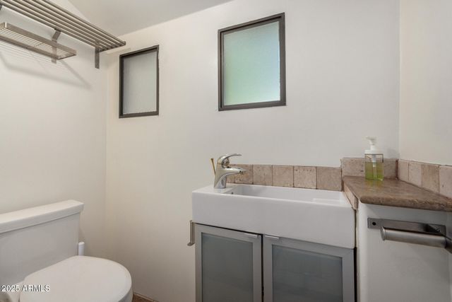 2254 N 17TH Avenue, Phoenix, AZ 85007