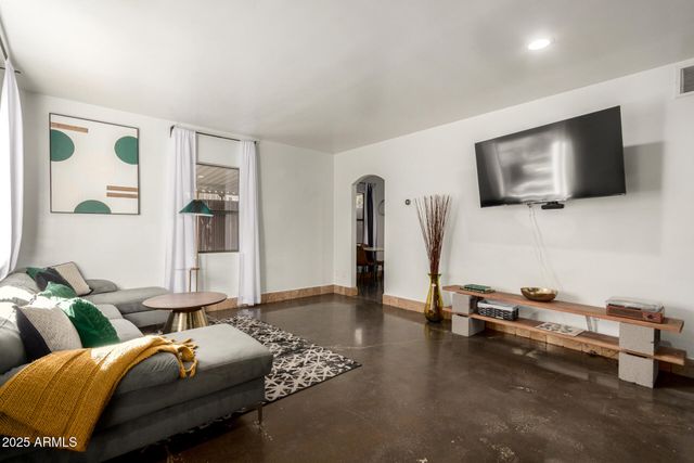 2254 N 17TH Avenue, Phoenix, AZ 85007