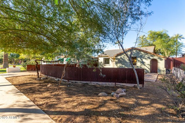 2254 N 17TH Avenue, Phoenix, AZ 85007