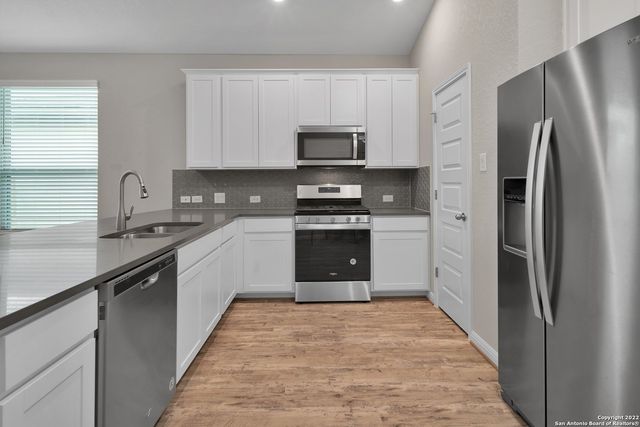 11660 BAKERSFIELD PASS, San Antonio, TX 78245