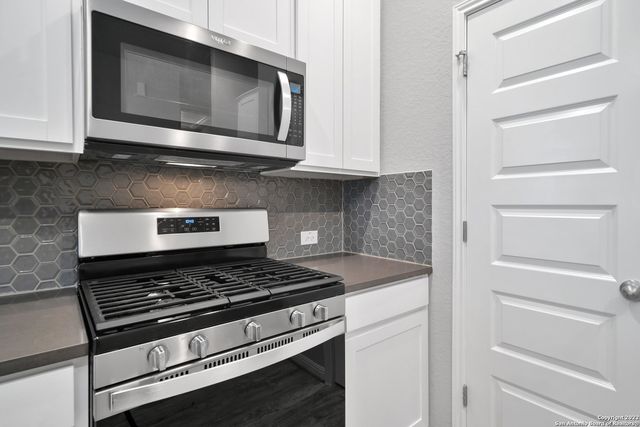11660 BAKERSFIELD PASS, San Antonio, TX 78245