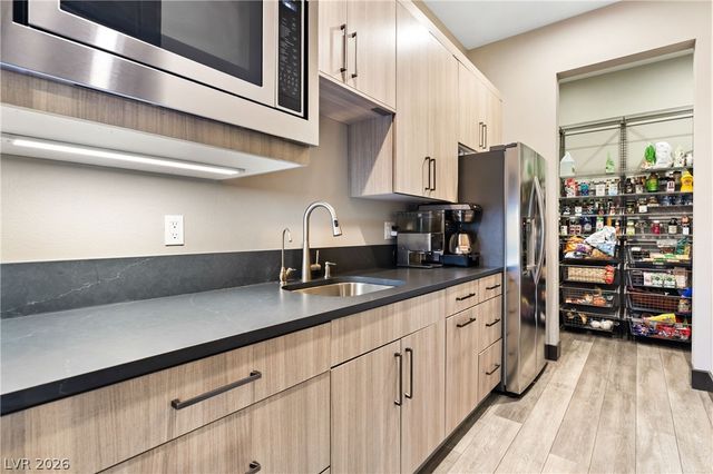 2999 The Peaks Lane, Las Vegas, NV 89138