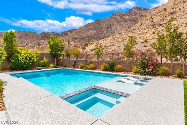 2999 The Peaks Lane, Las Vegas, NV 89138