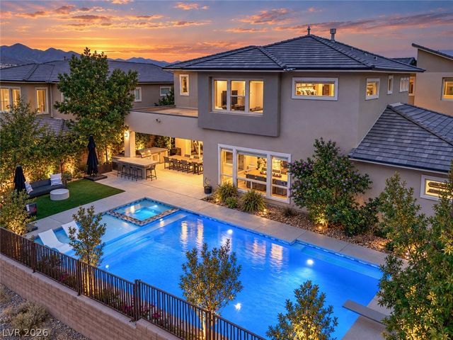 2999 The Peaks Lane, Las Vegas, NV 89138