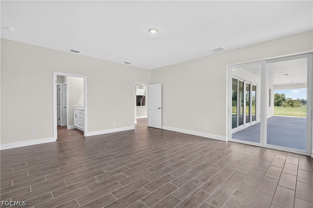 Image 12 of property listing at 1911 NW 1st PL, Cape Coral, FL 33993