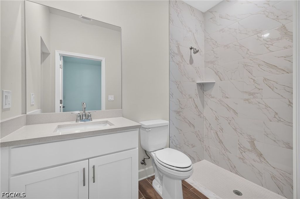 Image 15 of property listing at 1911 NW 1st PL, Cape Coral, FL 33993
