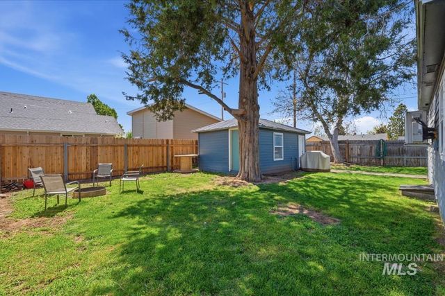 211 W. Dewey Ave., Nampa, ID 83686