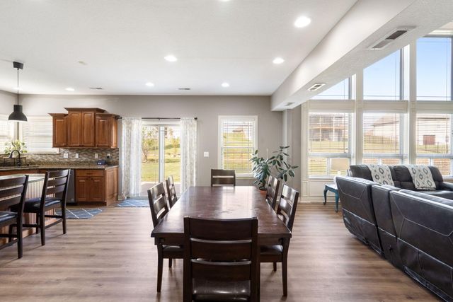 2109 AUGUST BRIGGS DR, Columbia, MO 65201