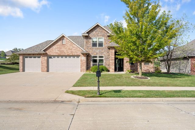 2109 AUGUST BRIGGS DR, Columbia, MO 65201