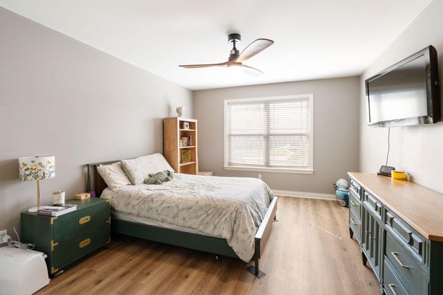 2109 AUGUST BRIGGS DR, Columbia, MO 65201