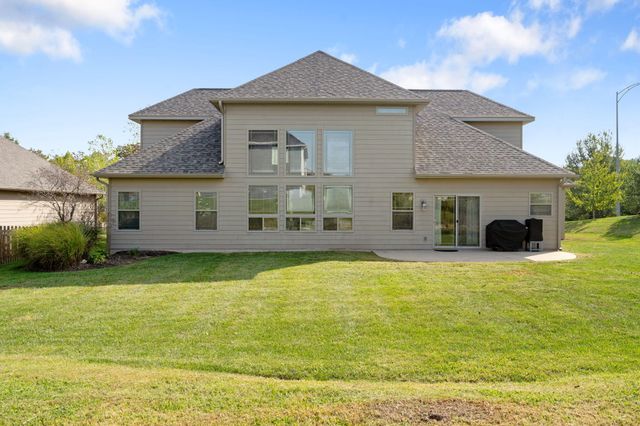 2109 AUGUST BRIGGS DR, Columbia, MO 65201