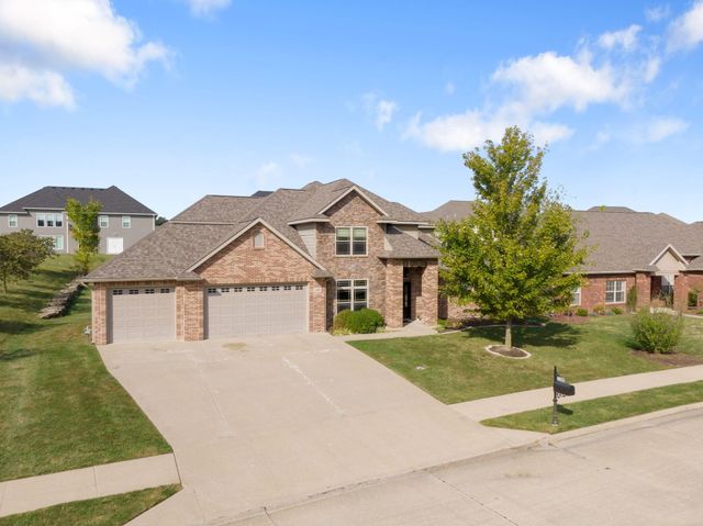 2109 AUGUST BRIGGS DR, Columbia, MO 65201
