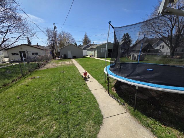 919 High AVENUE, Sheboygan, WI 53081