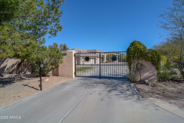 10249 N 64TH Street, Paradise Valley, AZ 85253
