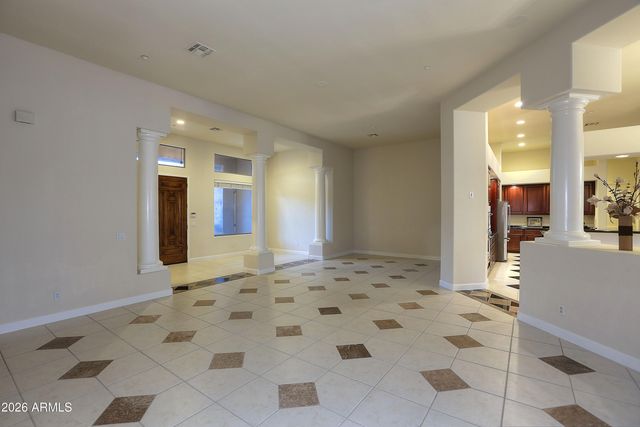 10249 N 64TH Street, Paradise Valley, AZ 85253