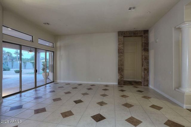 10249 N 64TH Street, Paradise Valley, AZ 85253