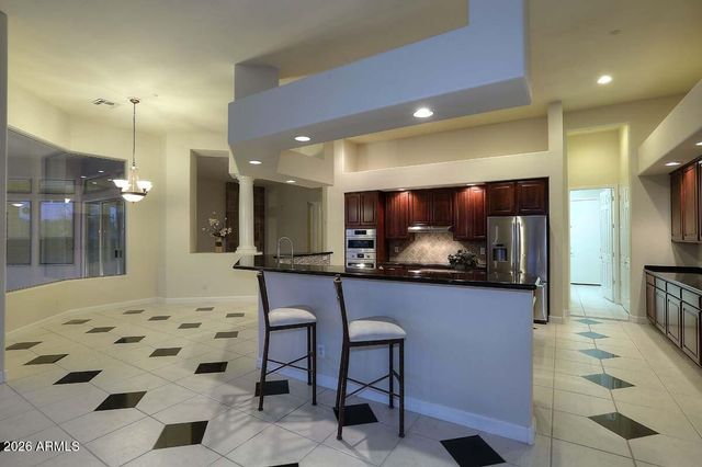 10249 N 64TH Street, Paradise Valley, AZ 85253