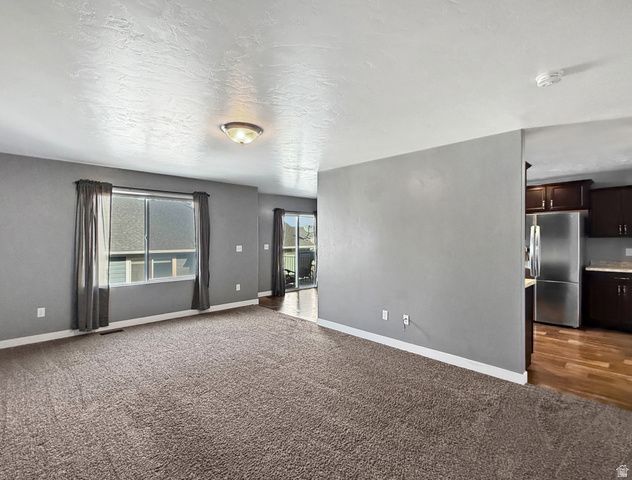 15152 S GALLANT DR, Bluffdale, UT 84065