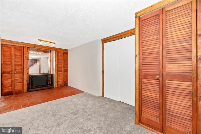 25304 CLEARWATER DR, Damascus, MD 20872