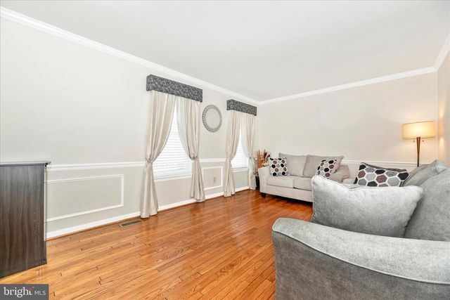 25304 CLEARWATER DR, Damascus, MD 20872