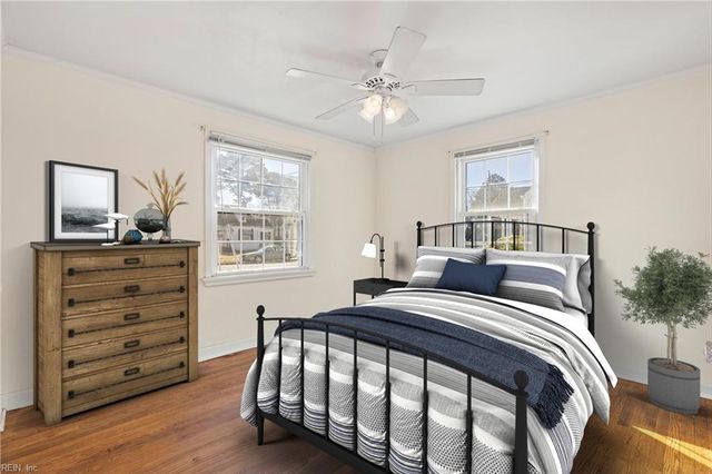 4 Montgomery ST, Portsmouth, VA 23707