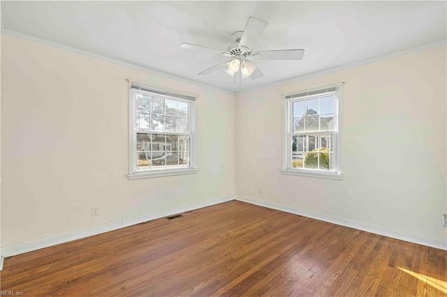 4 Montgomery ST, Portsmouth, VA 23707