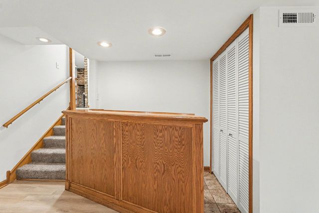 6351 W 124th Place, Palos Heights, IL 60463