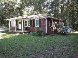 109 Oakdale Street, Lexington, NC 27292