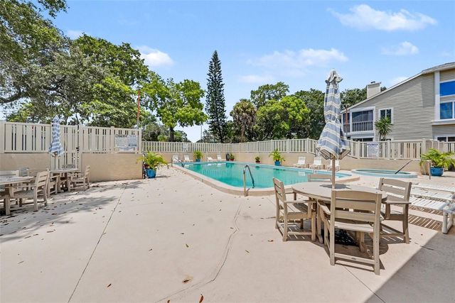 12405 EAGLESWOOD DRIVE B, Hudson, FL 34667
