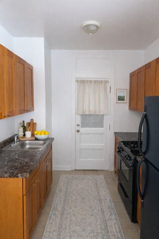 6855 S Crandon Avenue 2, Chicago, IL 60649