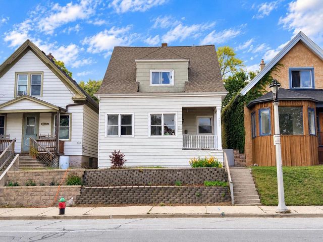 4812 W Vliet STREET, Milwaukee, WI 53208