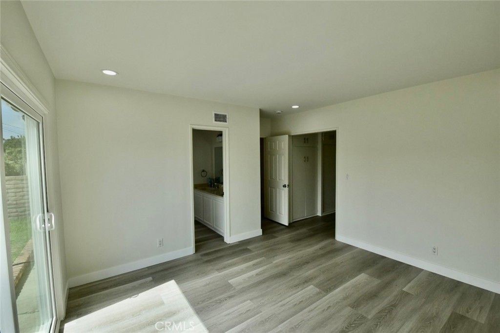 Image 10 of property listing at 20619 Toluca Avenue, Torrance, CA 90503