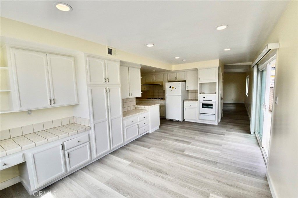 Image 6 of property listing at 20619 Toluca Avenue, Torrance, CA 90503