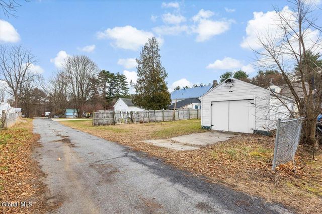 305 Ash Street, Corinth, NY 12822