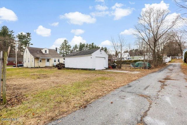 305 Ash Street, Corinth, NY 12822