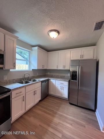 2550 WILCOX Court, Jacksonville, FL 32207