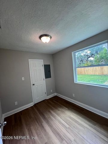 2550 WILCOX Court, Jacksonville, FL 32207