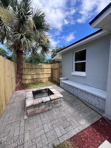 2550 WILCOX Court, Jacksonville, FL 32207