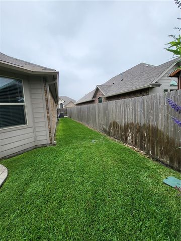 2526 Las Estrellas St, Corpus Christi, TX 78414