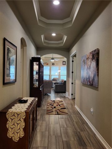 2526 Las Estrellas St, Corpus Christi, TX 78414