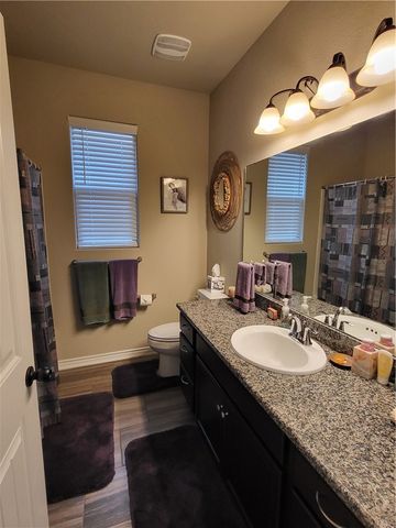 2526 Las Estrellas St, Corpus Christi, TX 78414