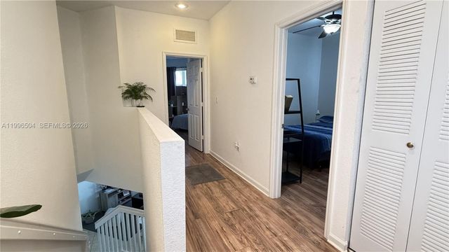 11605 NW 89th St 220, Doral, FL 33178